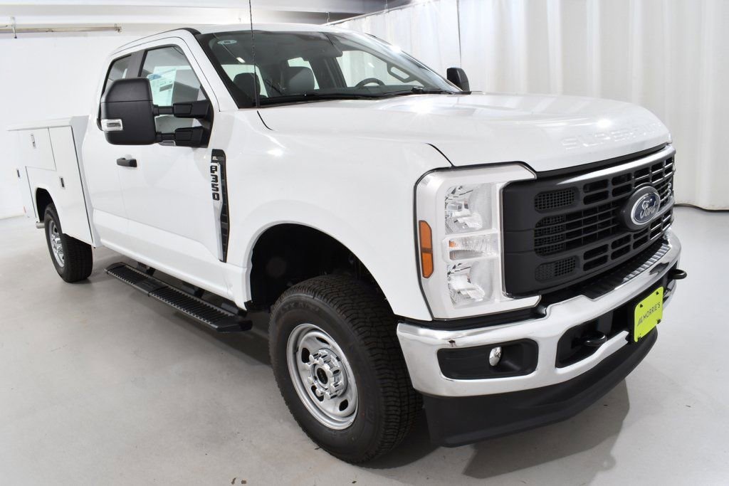 New 2025 Ford F350 XL w/ XL Chrome Package AWD/4WD image 5