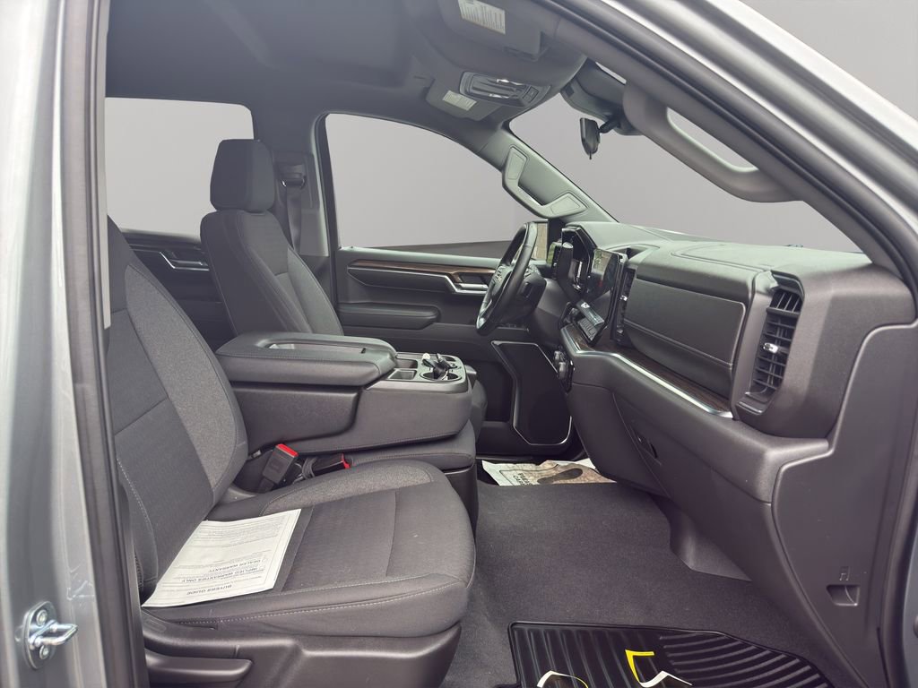 Used 2023 Chevrolet Silverado 1500 LT image 27