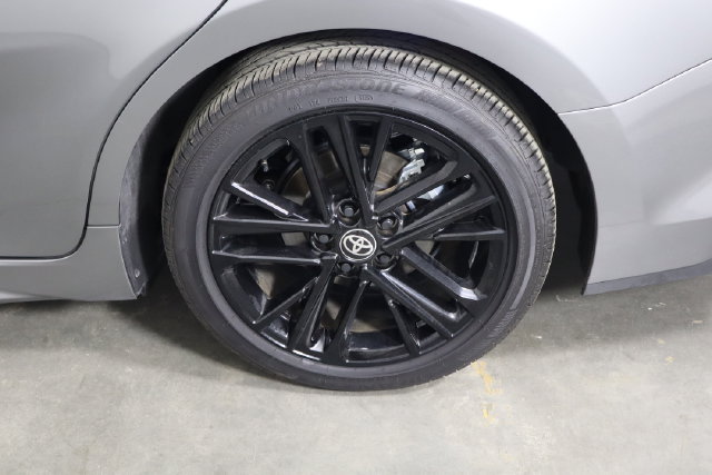 Used 2026 Toyota Camry SE FWD image 41