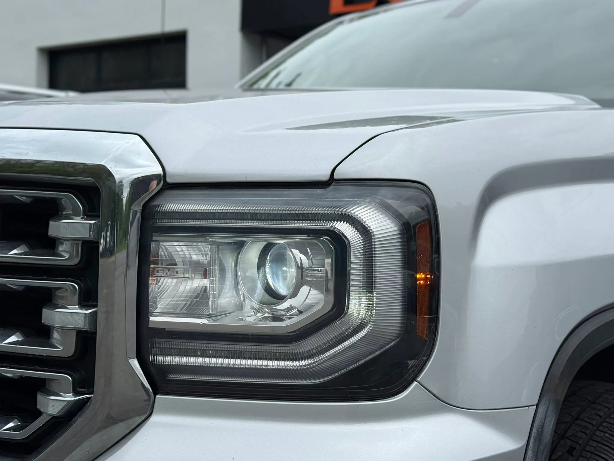 Used 2017 GMC Sierra 1500 SLT w/ SLT Premium Package AWD/4WD image 33
