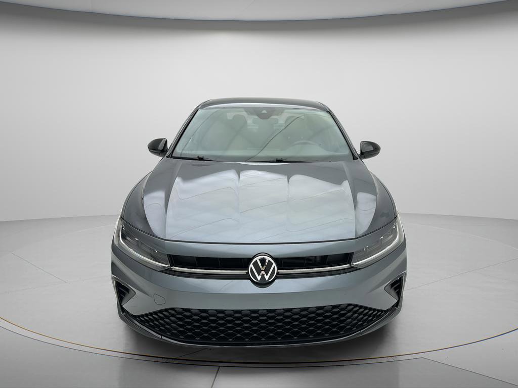 Used 2025 Volkswagen Jetta Sport FWD video 2