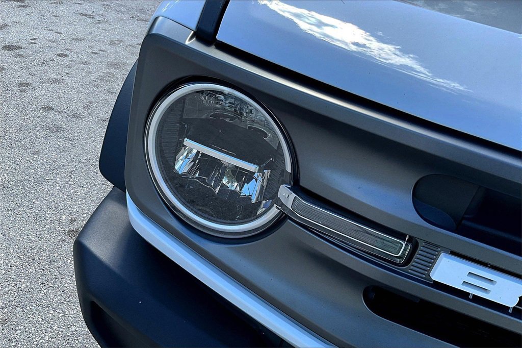 Used 2023 Ford Bronco Big Bend w/ Sasquatch Package image 12