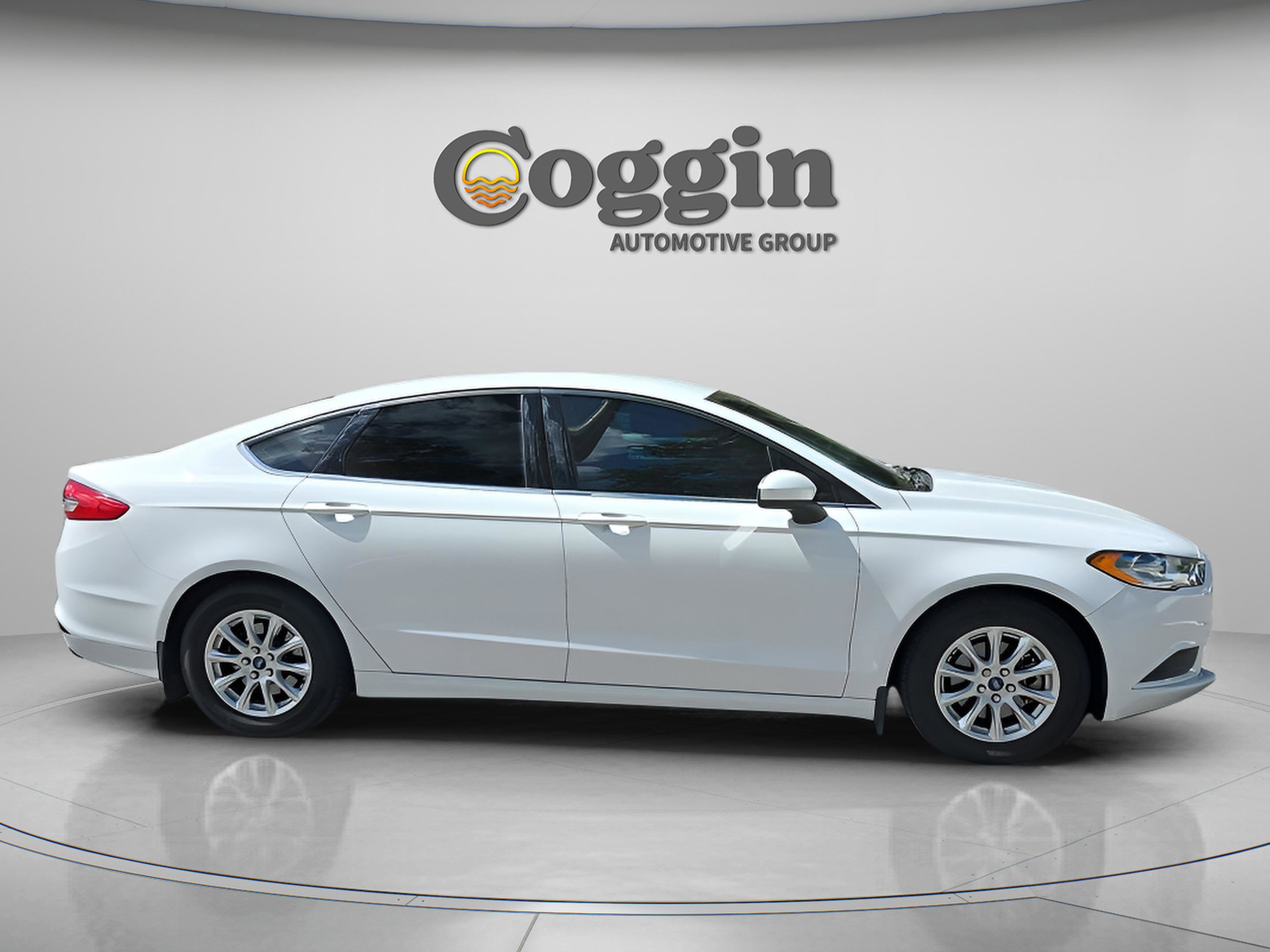 Used 2017 Ford Fusion S image 7