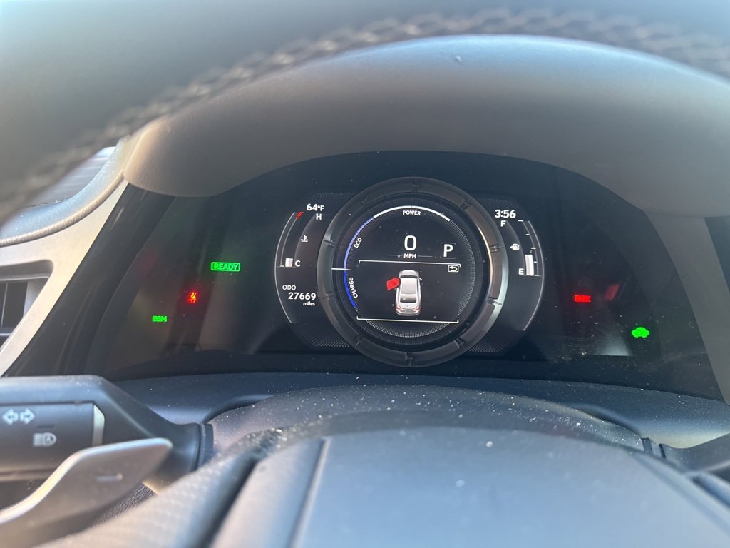 Used 2023 Lexus ES 300h F Sport image 18