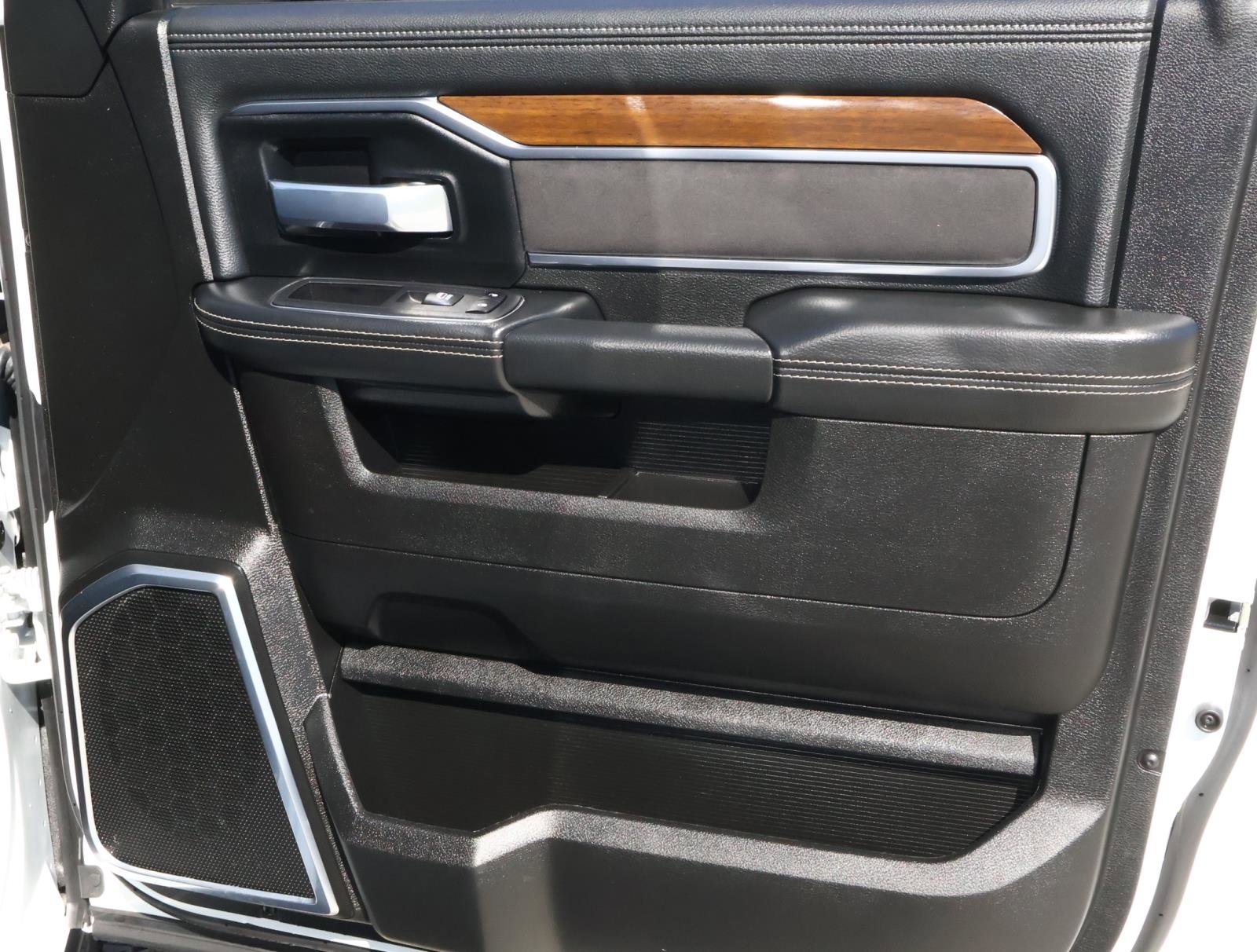 Used 2024 RAM 2500 Laramie w/ Safety Group image 17