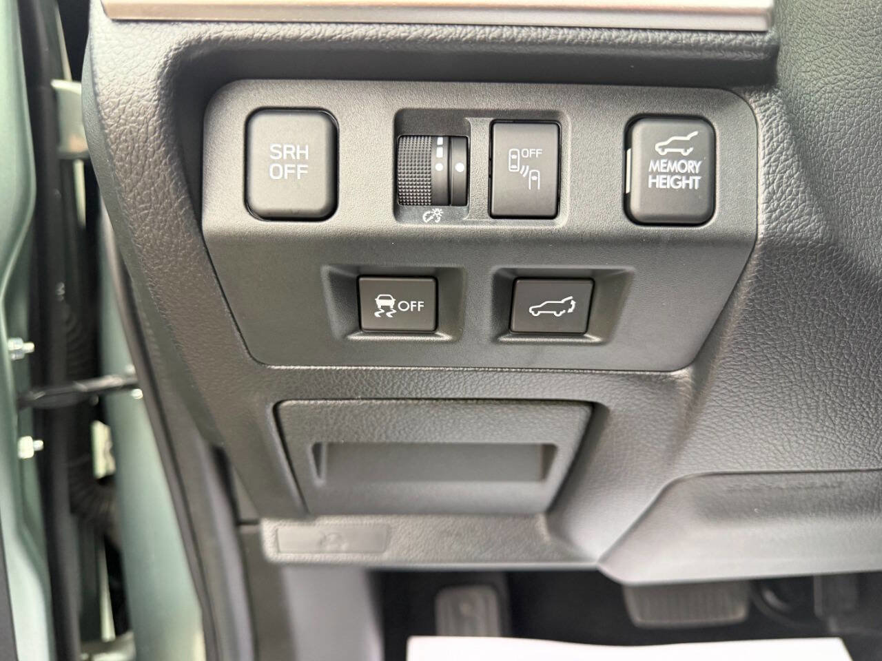 Used 2018 Subaru Forester 2.5i Touring AWD/4WD image 17