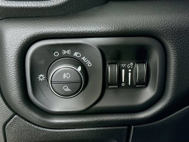 New 2027 RAM 1500 Laramie w/ Laramie Preferred Package AWD/4WD image 10