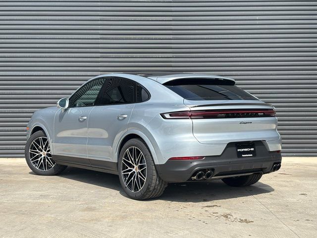 Certified 2026 Porsche Cayenne Coupe AWD/4WD image 3