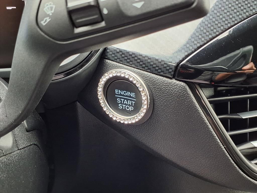 Used 2025 Ford Escape ST-Line FWD image 11