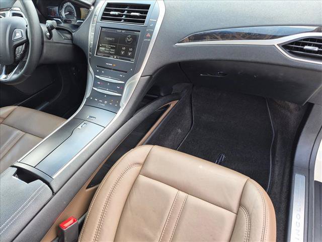 Used 2015 Lincoln MKZ Hybrid w/ Equipment Group 201A Select FWD image 21