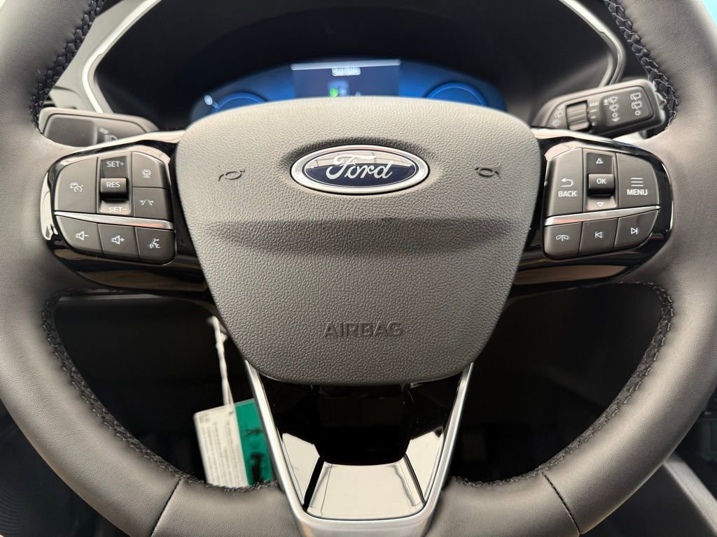 New 2025 Ford Escape SE w/ PHEV Premium Package image 44
