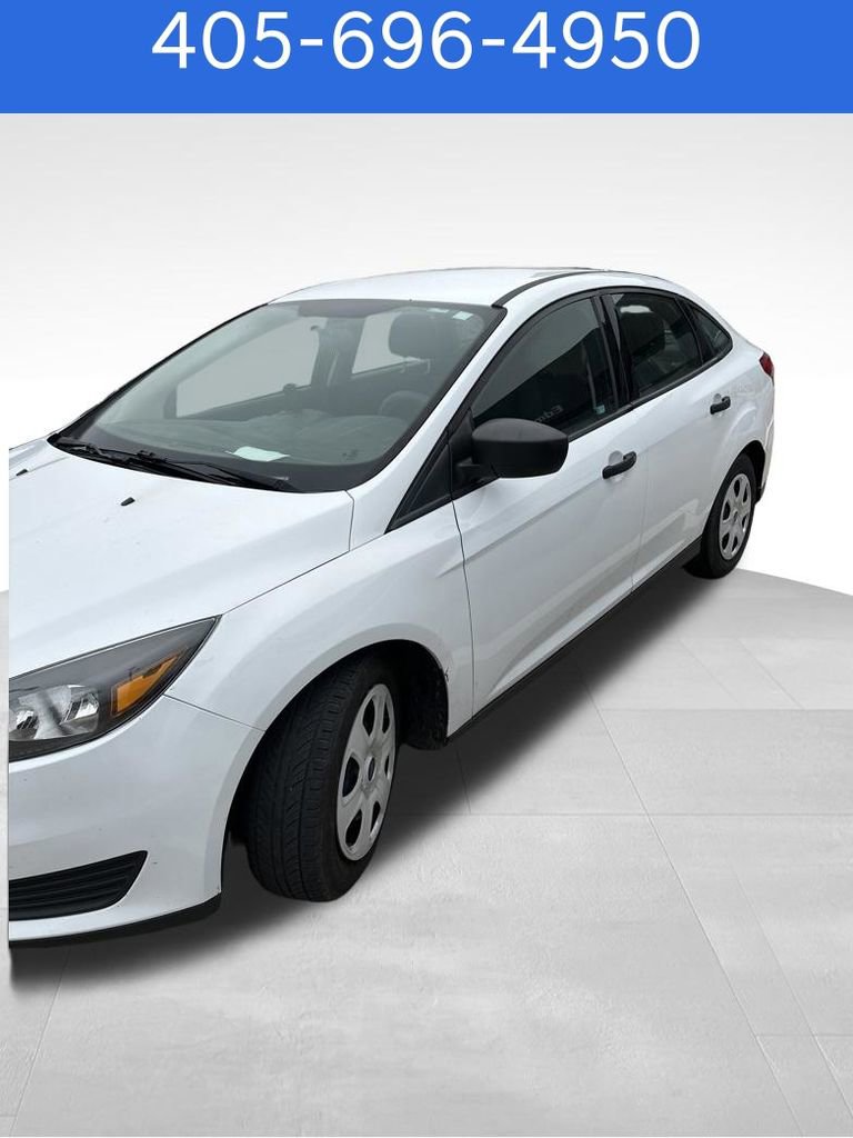 Used 2017 Ford Focus S FWD video 1