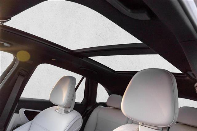 New 2026 Mercedes-Benz GLC 300 4MATIC image 13