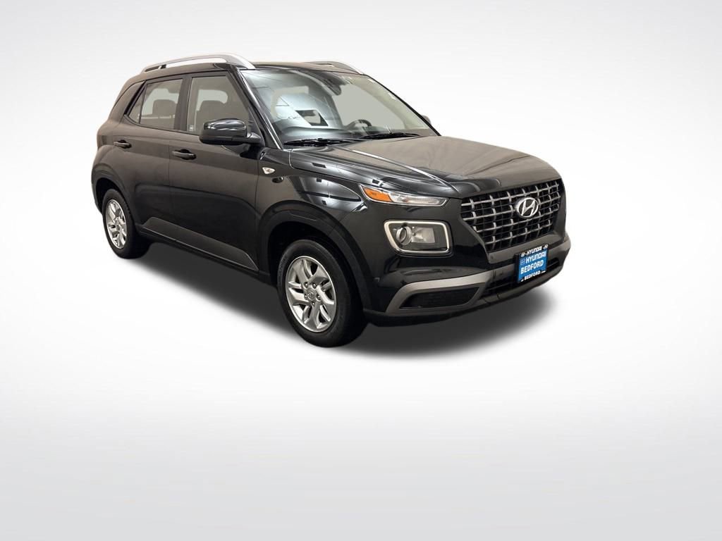 Used 2020 Hyundai Venue SEL FWD image 3