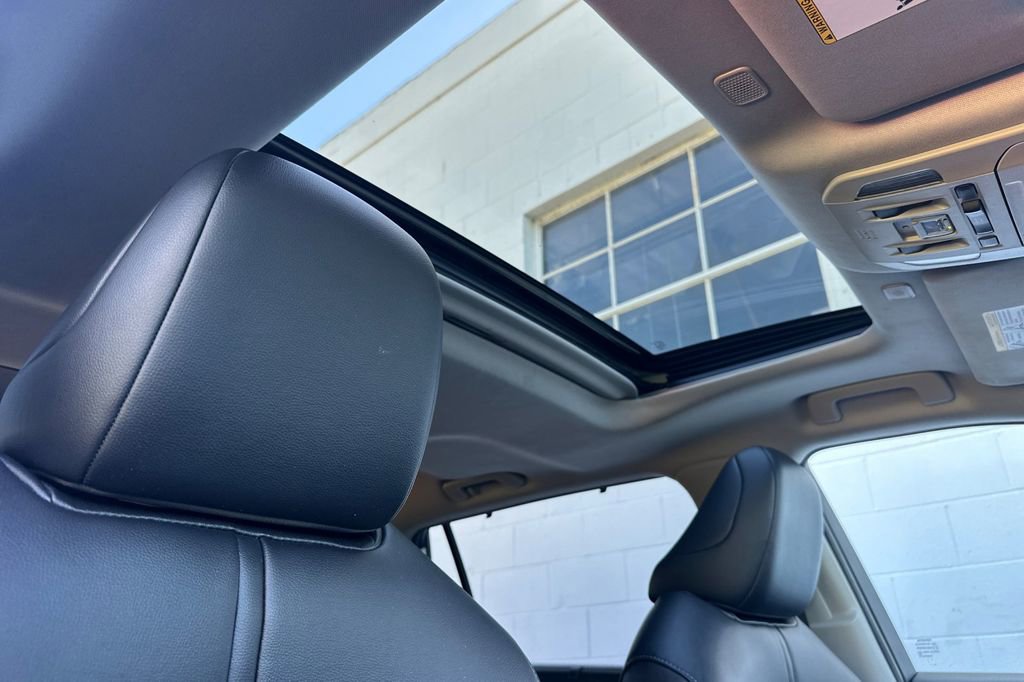 Used 2023 Toyota Highlander XLE w/ Protection Package #3 (TMS) image 18