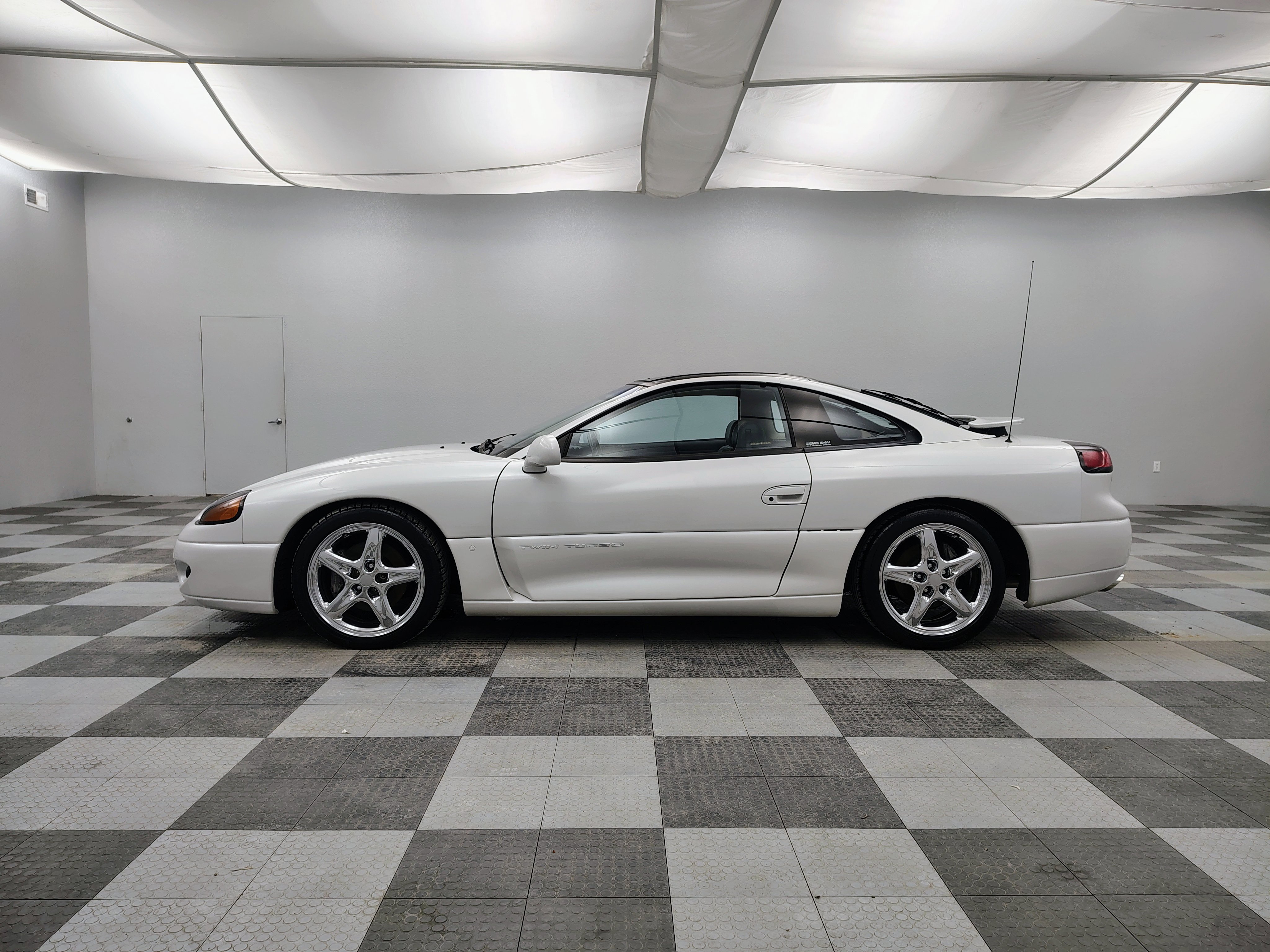 Used 1995 Dodge Stealth R/T image 5
