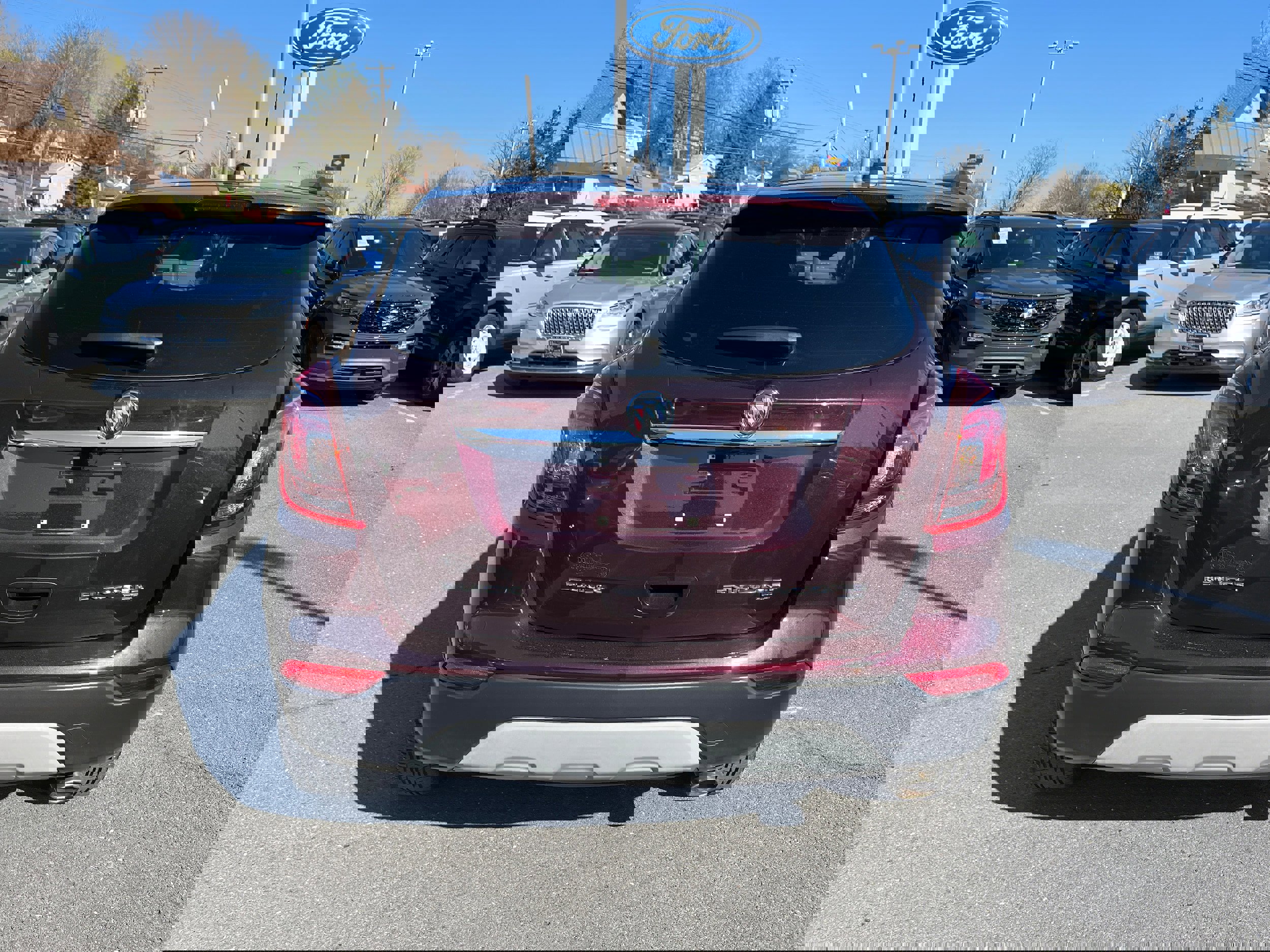 Used 2017 Buick Encore Essence w/ Experience Buick Package image 5