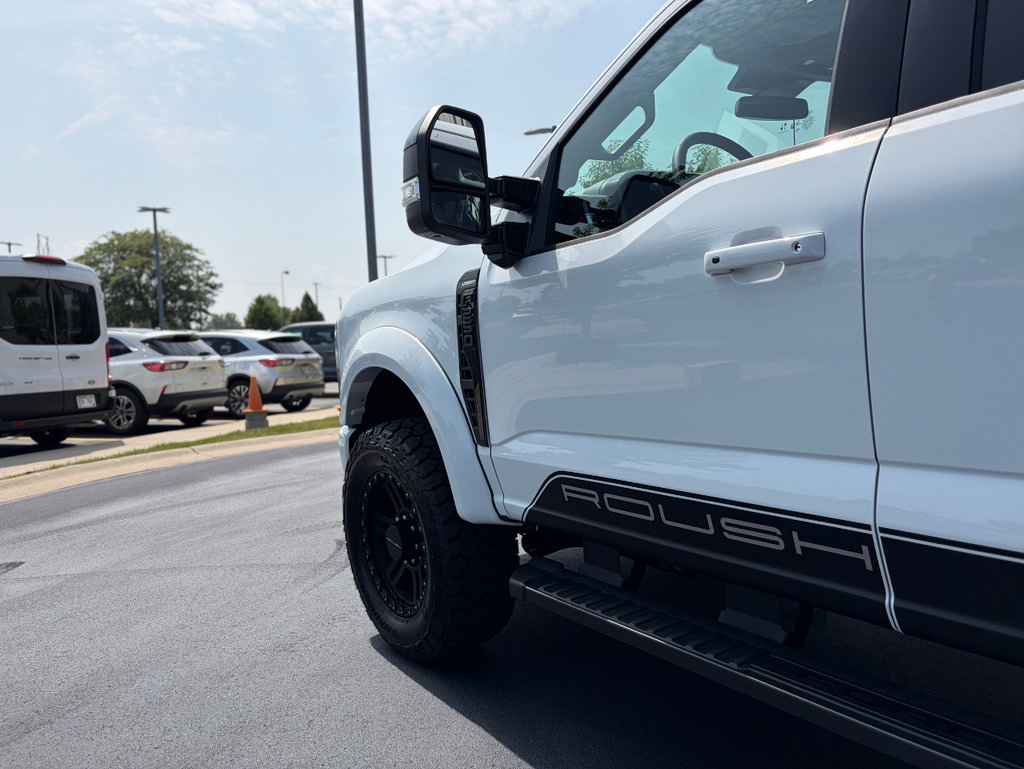 New 2026 Ford F250 Lariat w/ Black Appearance Package AWD/4WD image 13