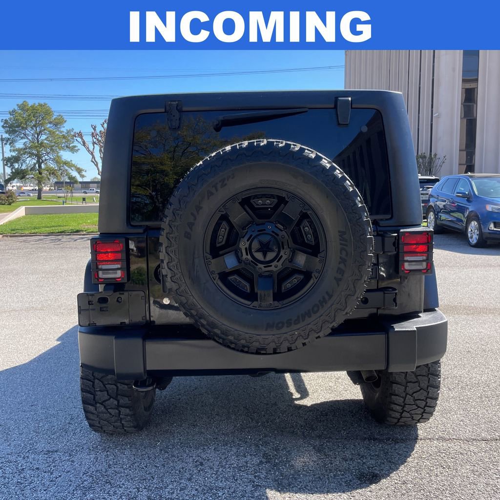 Used 2017 Jeep Wrangler Unlimited Sahara image 4