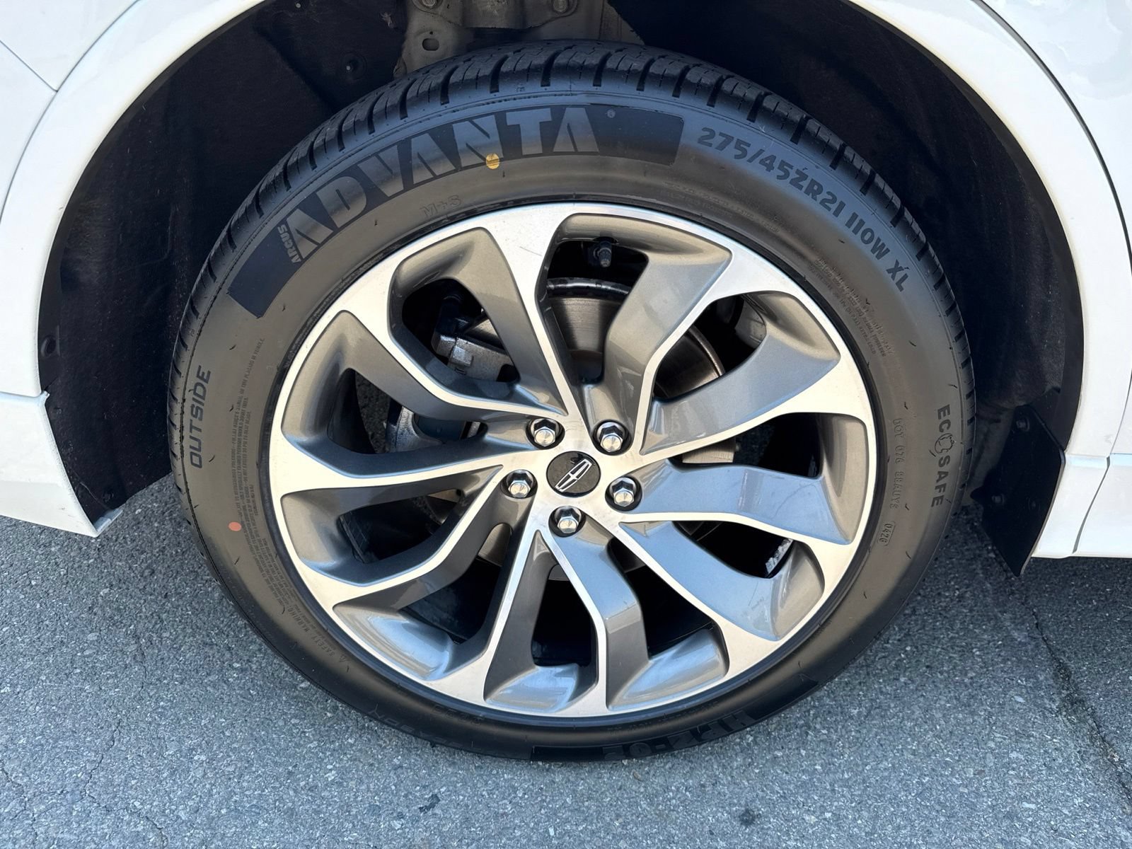 Certified 2021 Lincoln Aviator Grand Touring w/ Equipment Group 302A AWD/4WD image 19