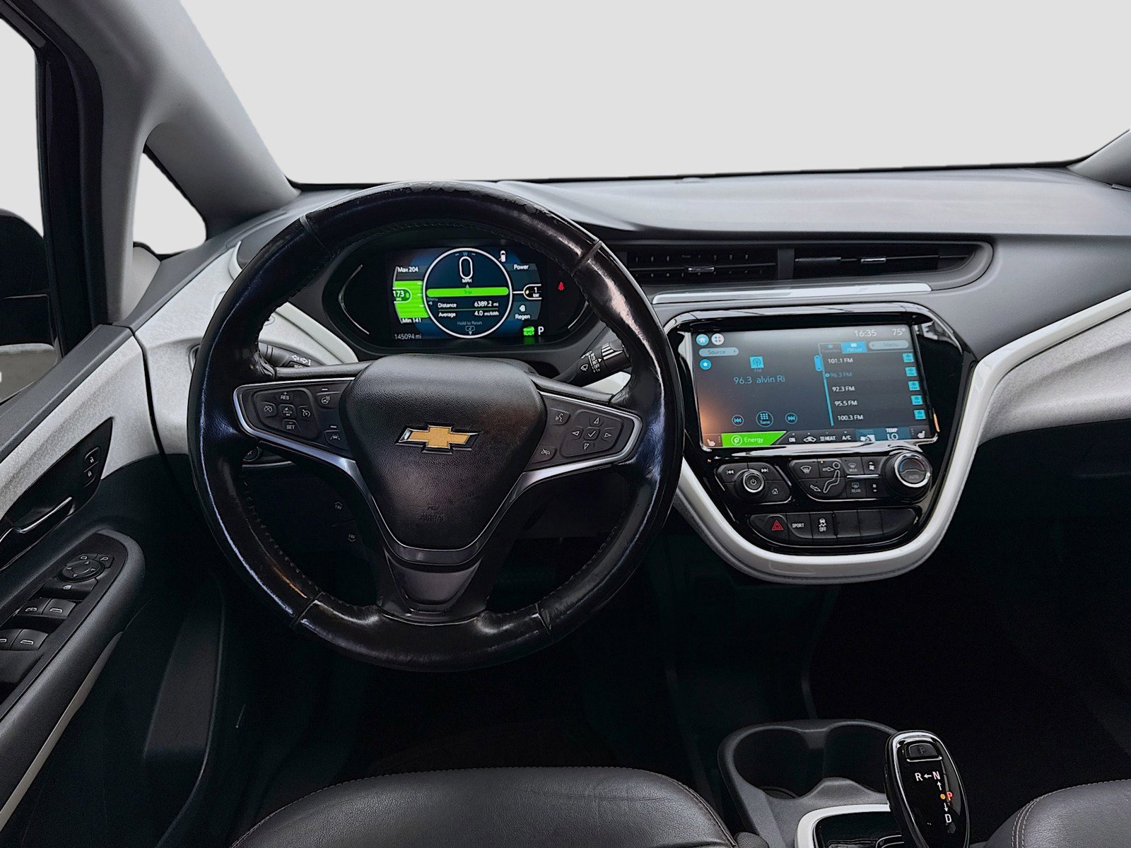 Used 2019 Chevrolet Bolt Premier w/ Infotainment Package FWD image 14