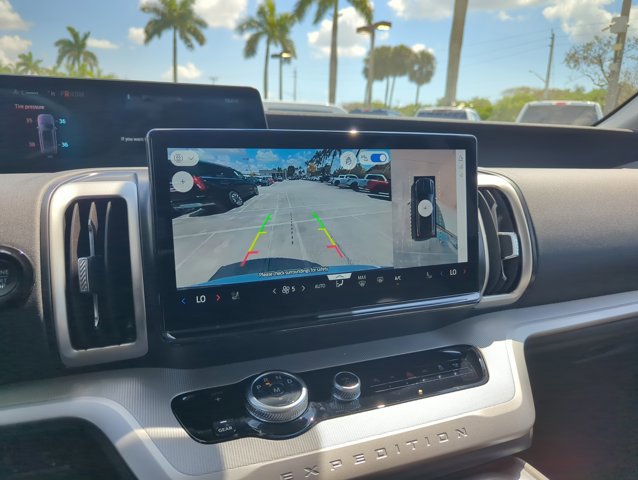 New 2026 Ford Expedition Active RWD image 13