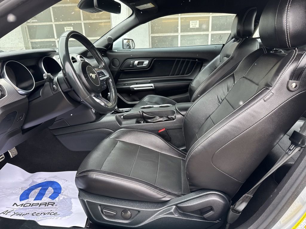 Used 2023 Ford Mustang GT Premium image 9