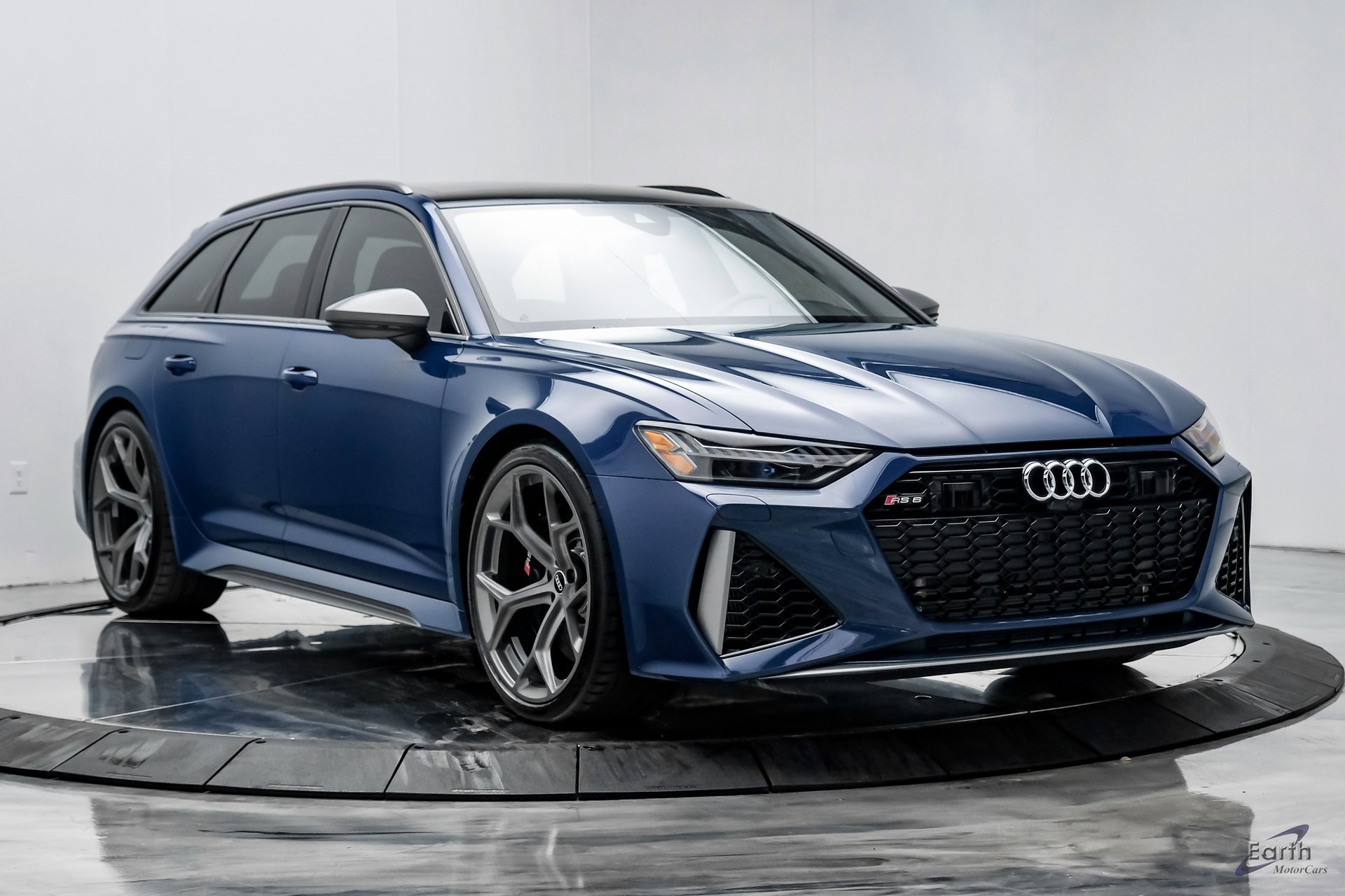 Used 2025 Audi RS 6 performance image 19