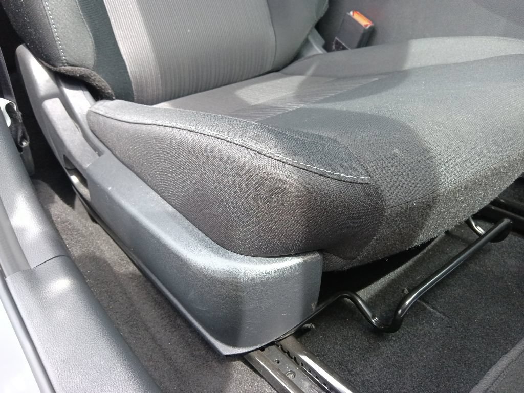 Used 2025 Nissan Sentra SV w/ Trunk Package FWD image 30