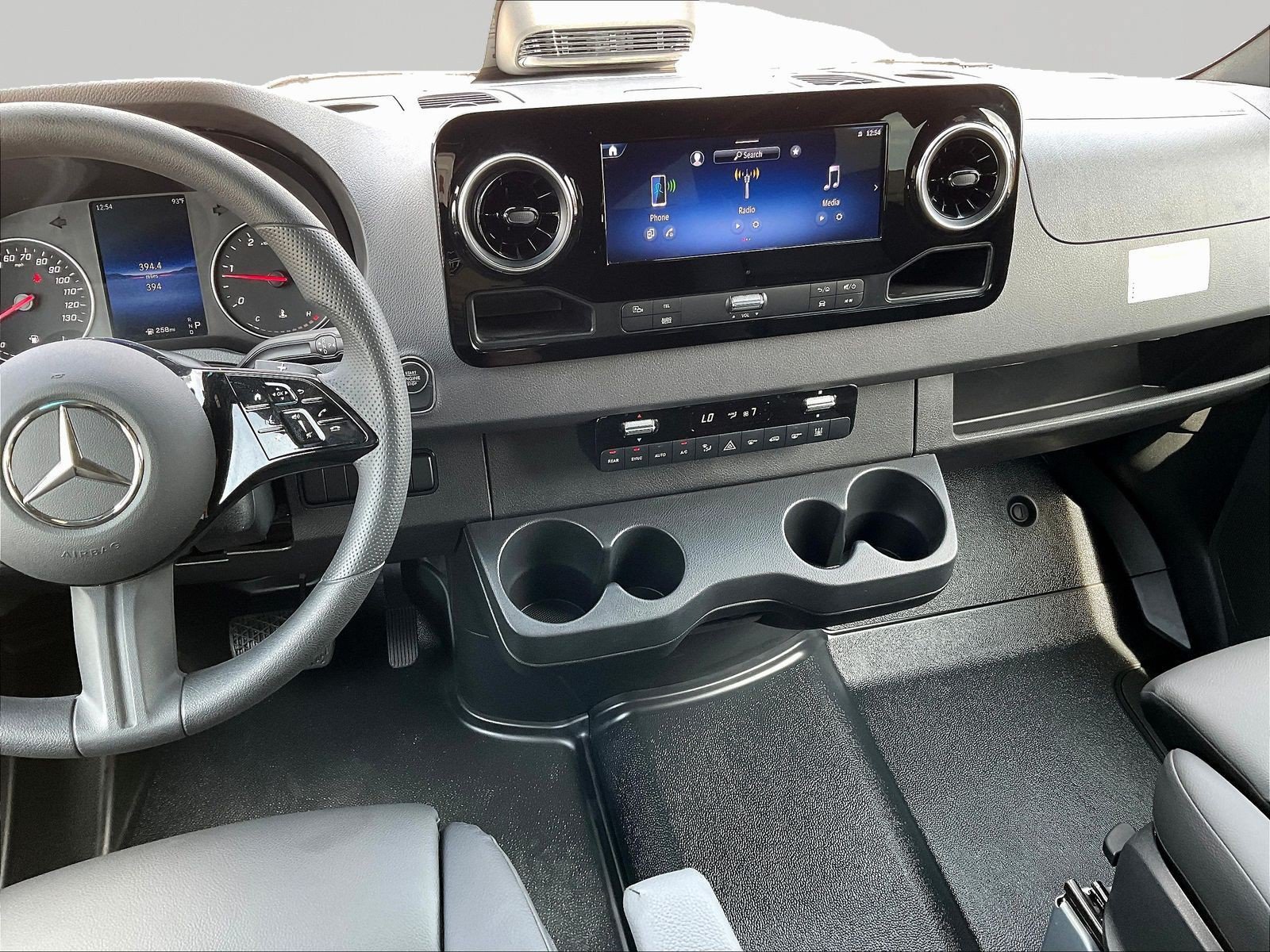 New 2025 Mercedes-Benz Sprinter 2500 image 10
