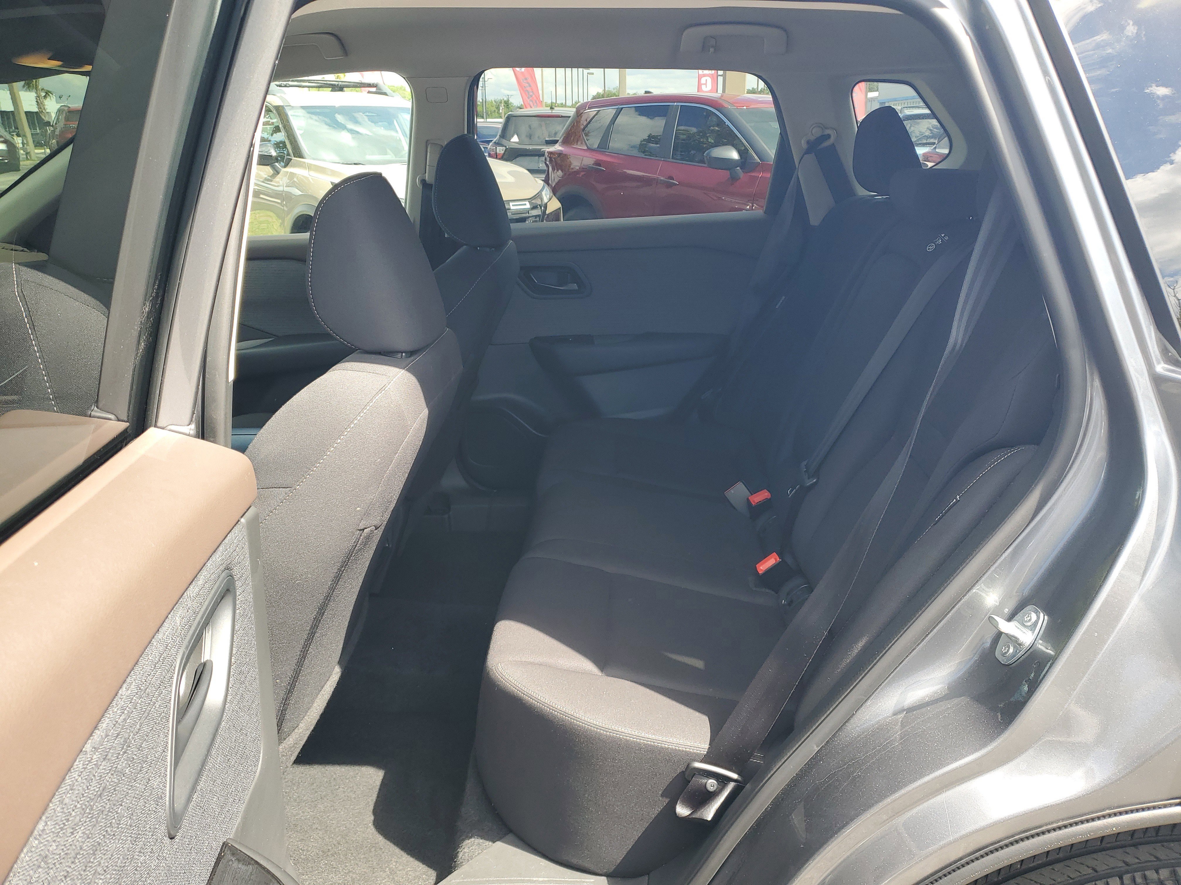 Certified 2023 Nissan Rogue S FWD image 14
