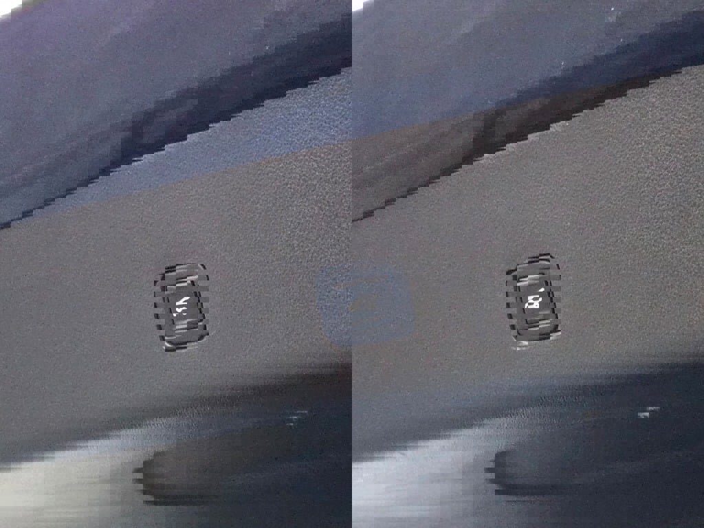 Used 2022 Chevrolet Traverse Premier w/ Redline Edition image 15