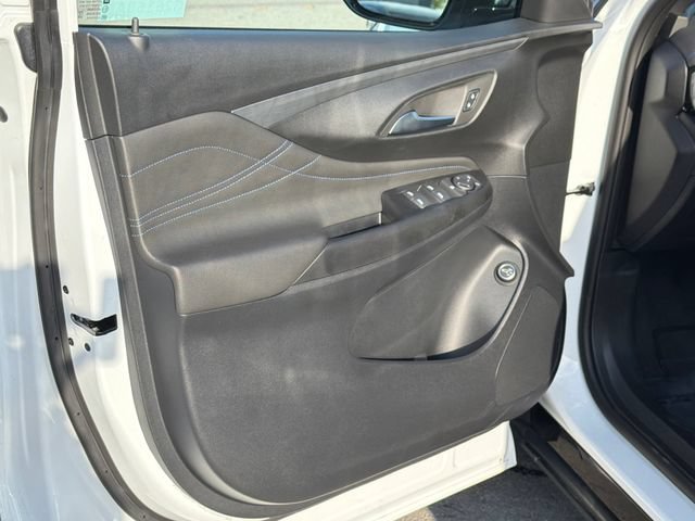 Used 2026 Buick Envista Sport Touring w/ Convenience I Package FWD image 16
