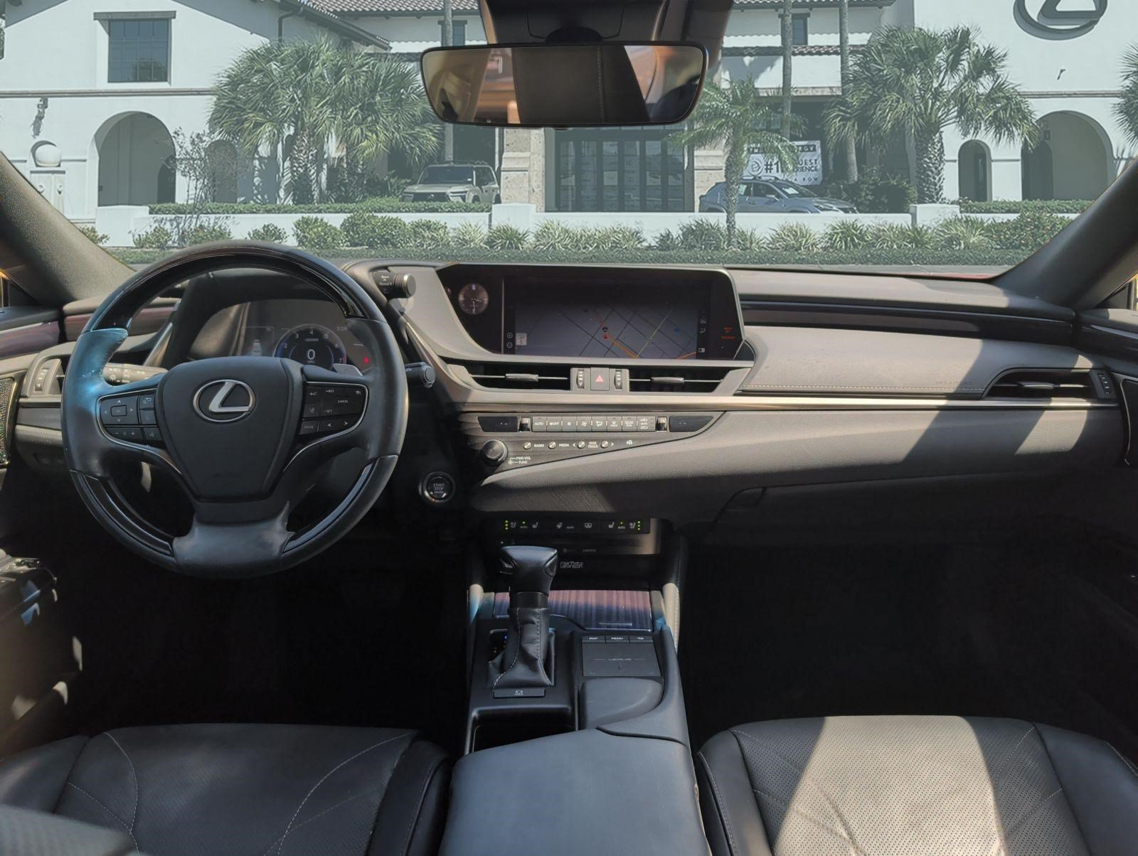 Certified 2020 Lexus ES 350 Ultra Luxury w/ Accessory Package 2 FWD image 27