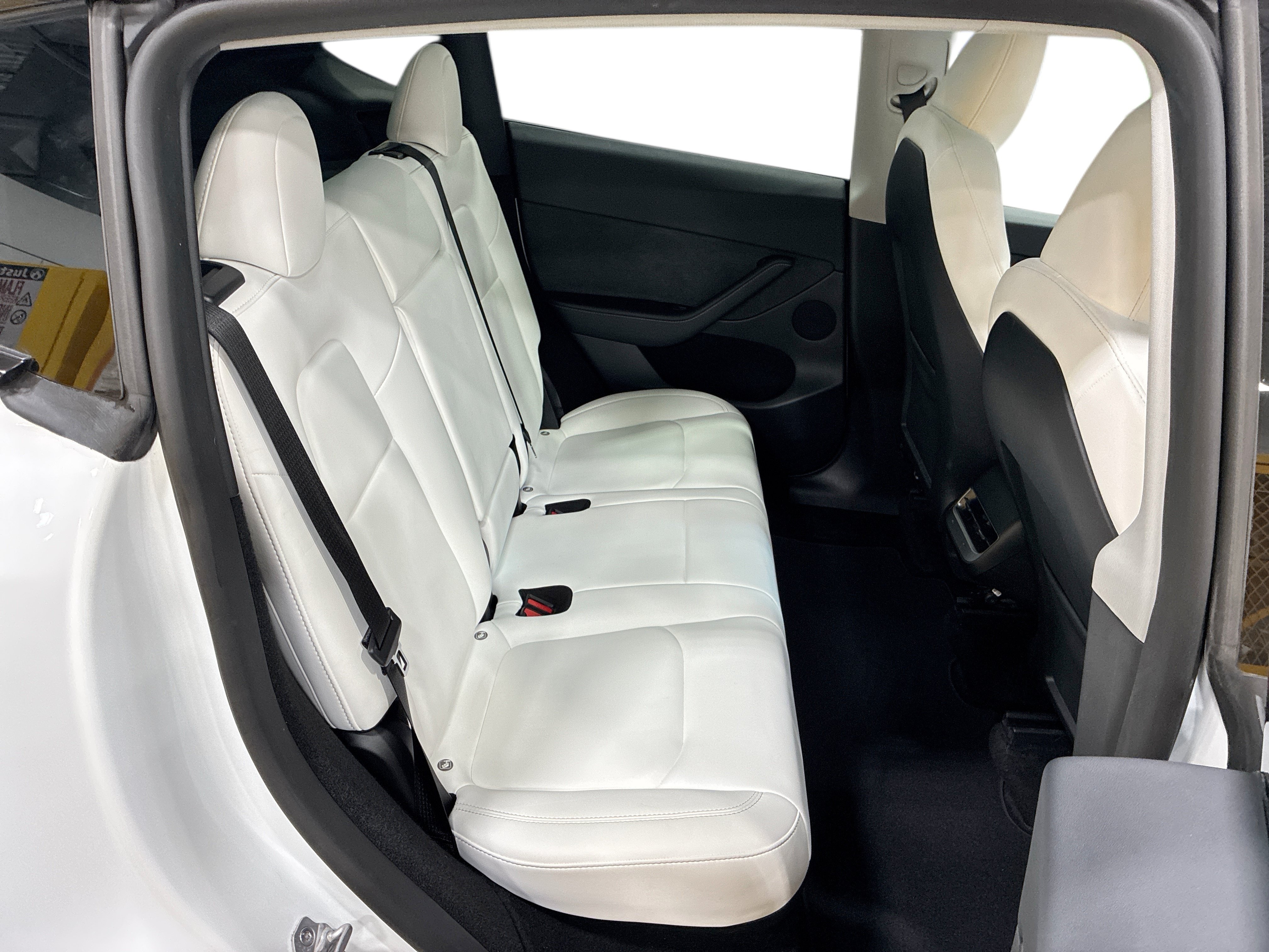 Certified 2023 Tesla Model Y Long Range AWD/4WD image 11