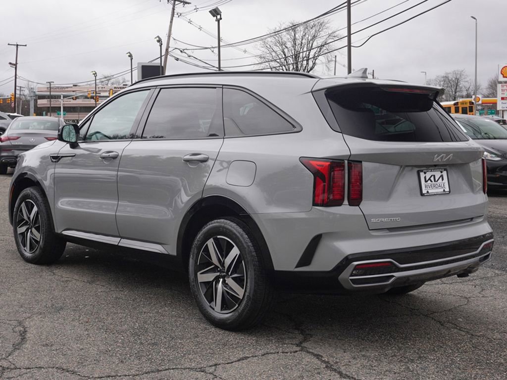 Used 2023 Kia Sorento EX image 10
