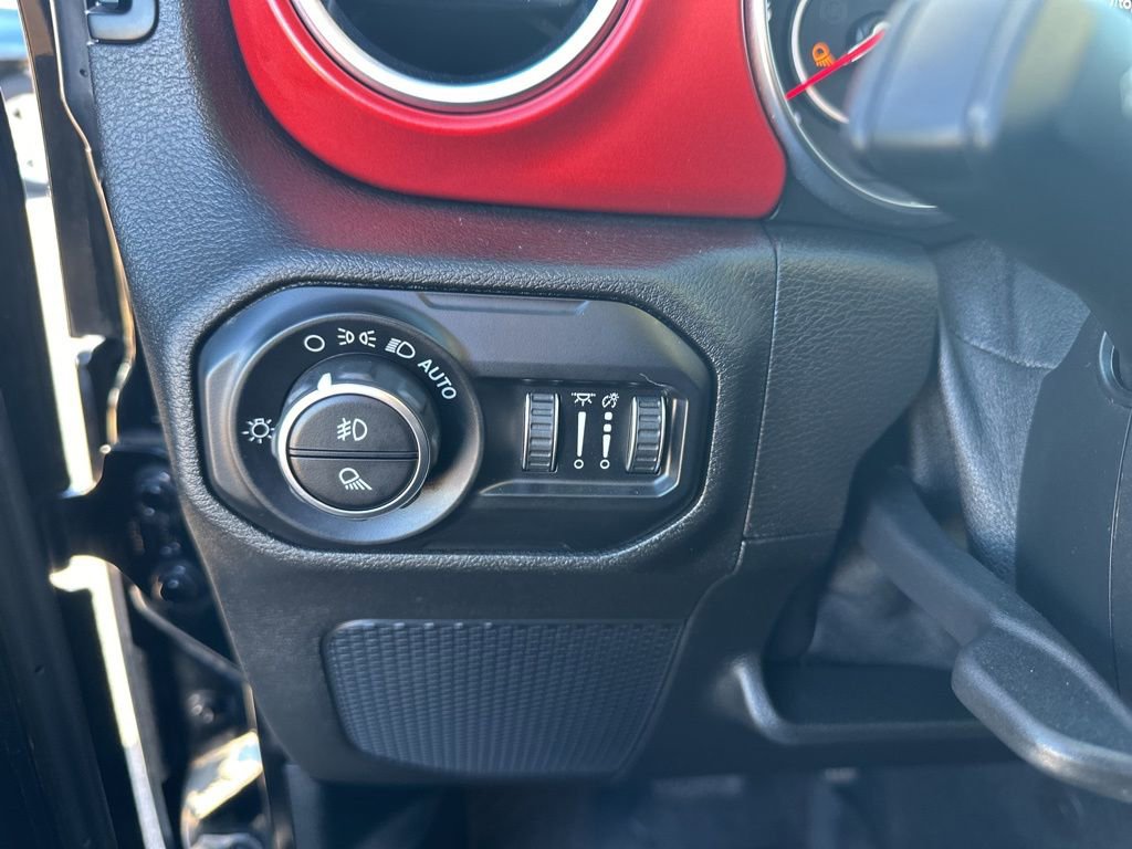 Used 2020 Jeep Gladiator Rubicon image 13