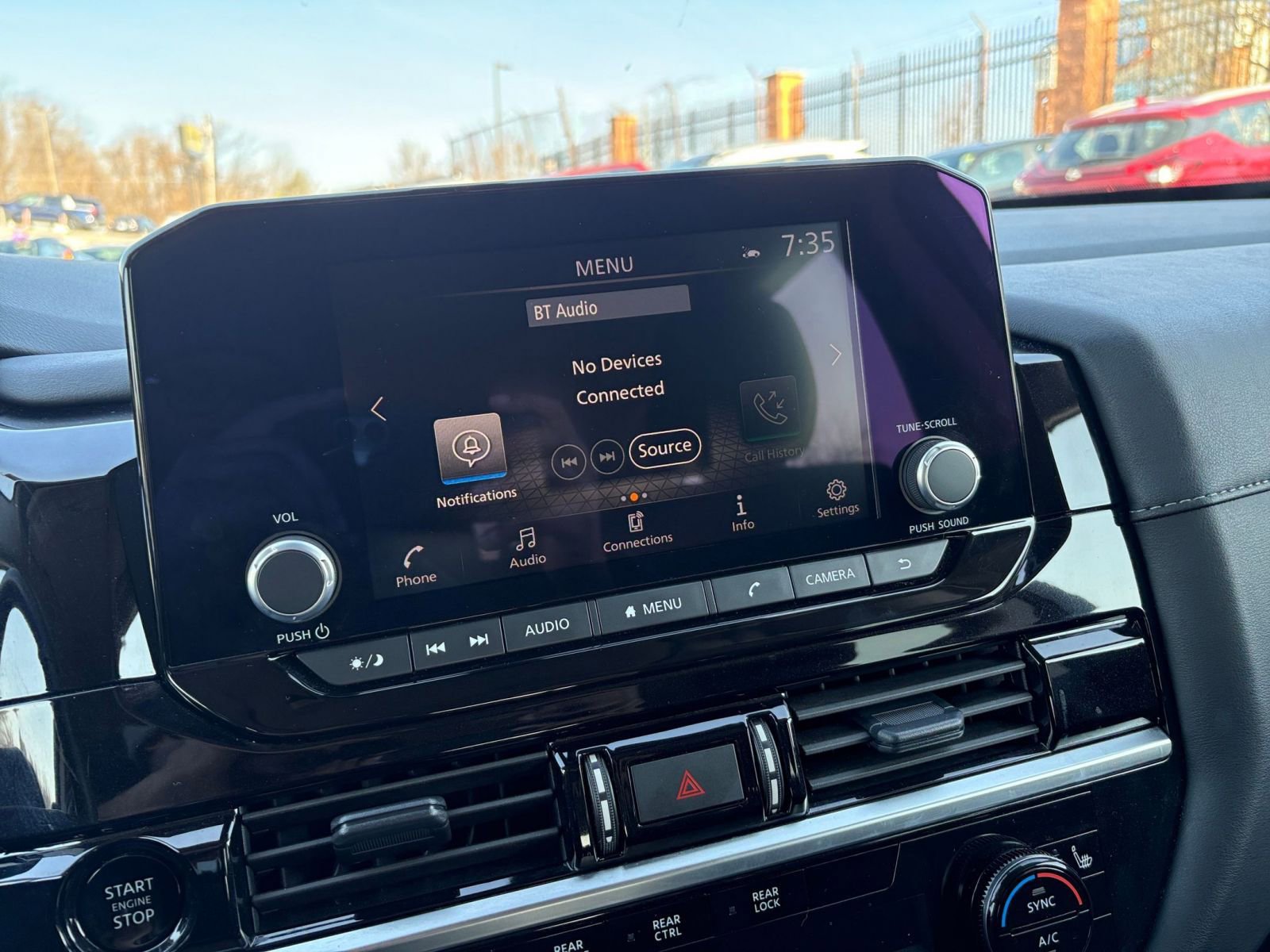 Used 2025 Nissan Pathfinder SV image 20