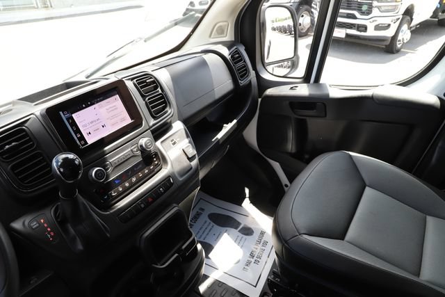 Used 2025 RAM ProMaster 2500 w/ Convenience Group FWD image 20