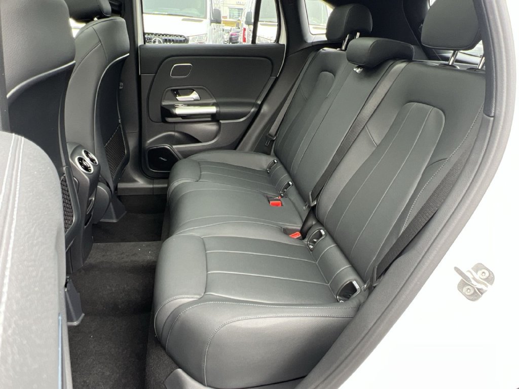 Used 2026 Mercedes-Benz GLA 250 4MATIC image 23