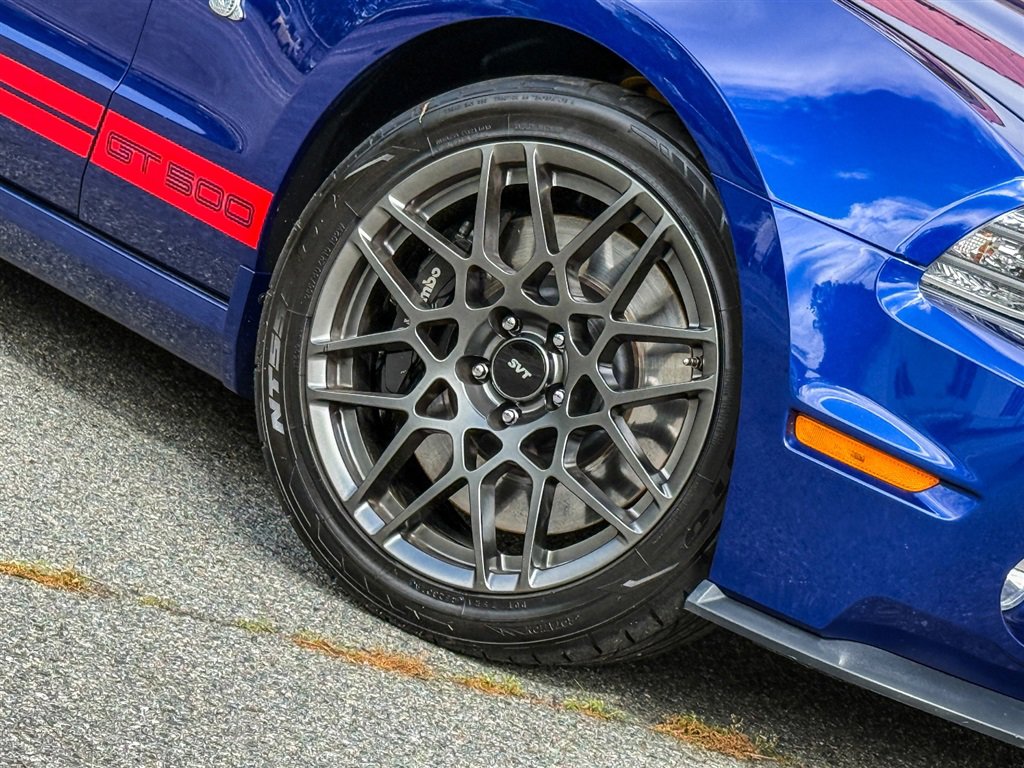 Used 2014 Ford Mustang Shelby GT500 w/ Equipment Group 821A RWD image 29