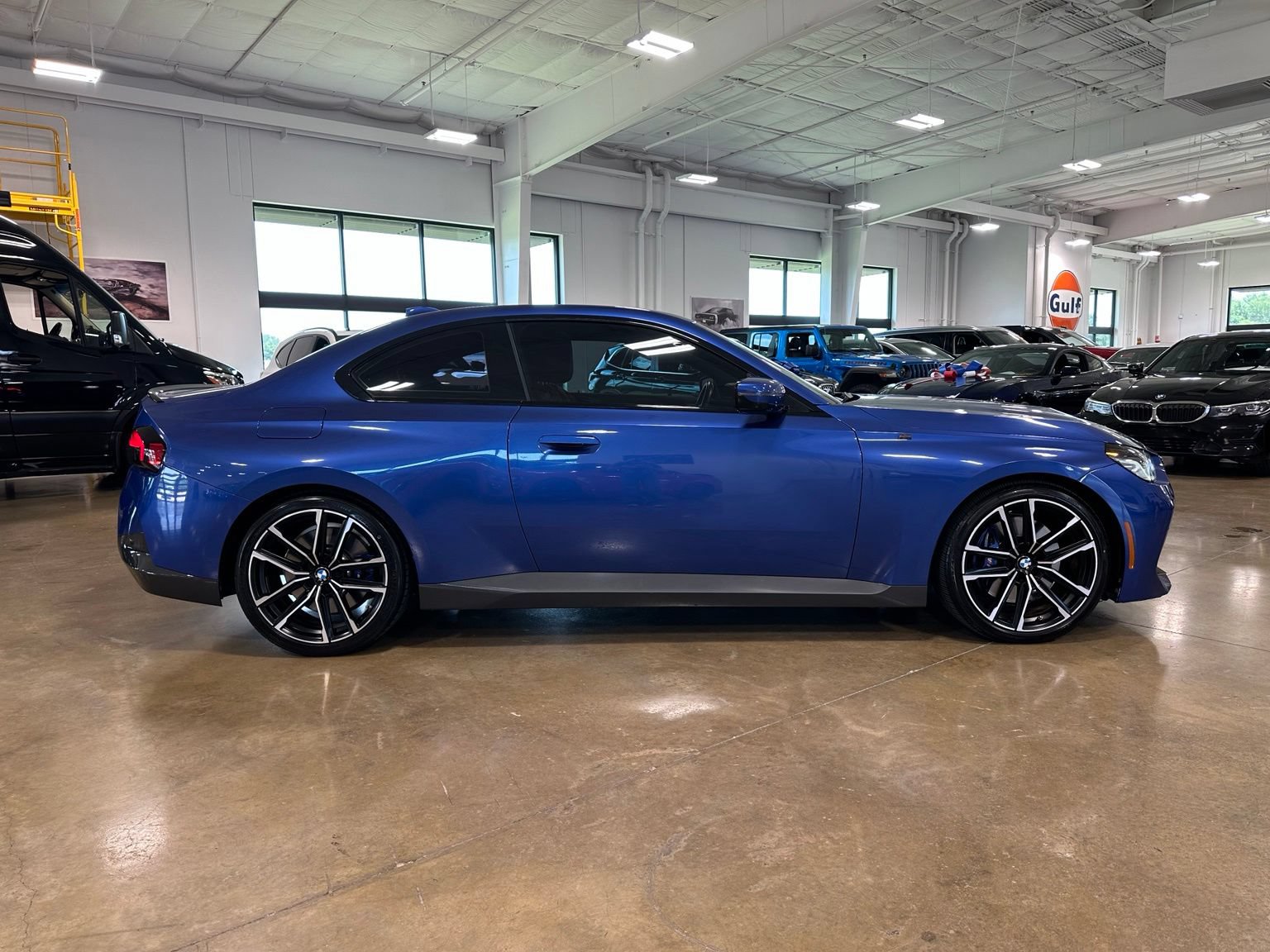 Used 2022 BMW 230i Coupe w/ Premium Package RWD image 8