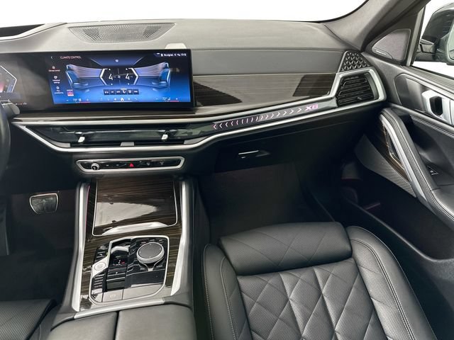 Used 2025 BMW X6 xDrive40i AWD/4WD image 26