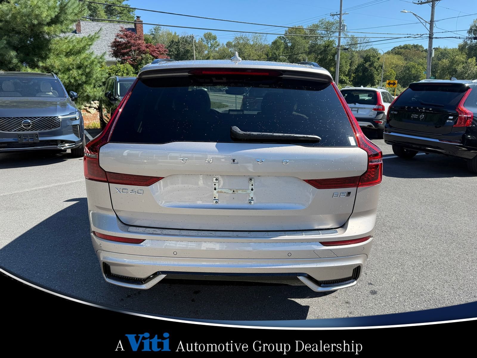 Used 2026 Volvo XC60 B5 Core w/ Protection Package Premier AWD/4WD image 7