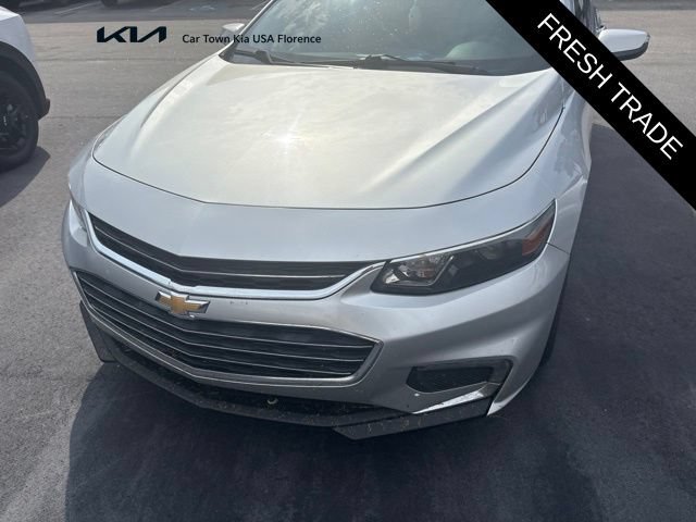 Used 2017 Chevrolet Malibu LT FWD image 8
