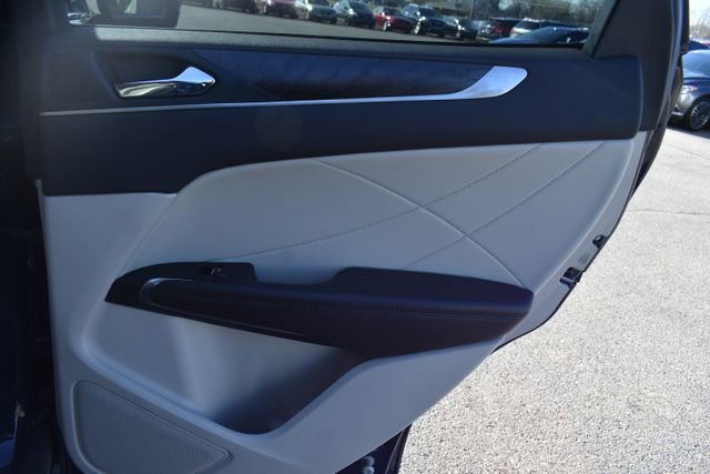 Used 2019 Lincoln MKC Reserve w/ MKC Climate Package image 48