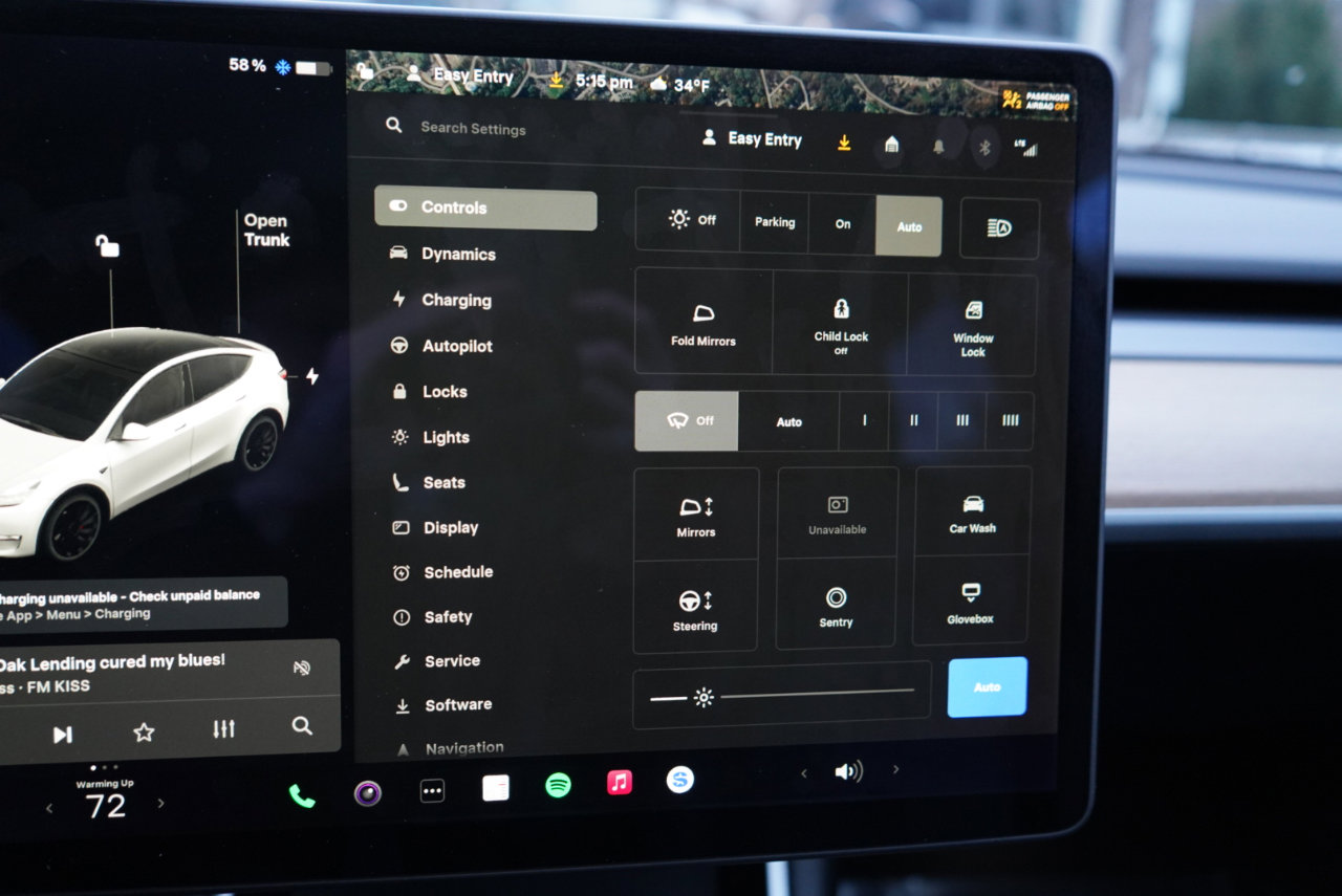 Used 2020 Tesla Model Y Performance image 46