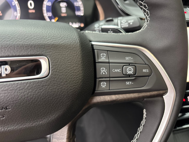 New 2027 Jeep Grand Cherokee L Limited AWD/4WD image 23