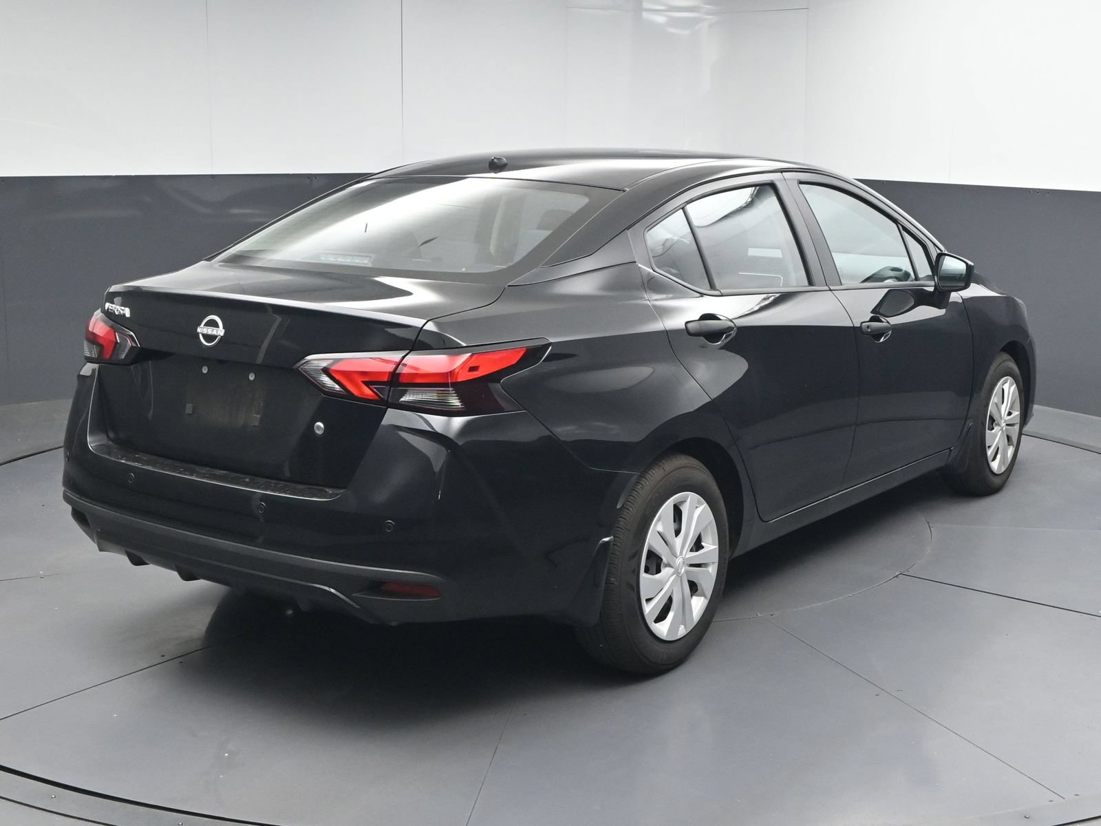 Certified 2025 Nissan Versa S w/ Trunk Package FWD image 7