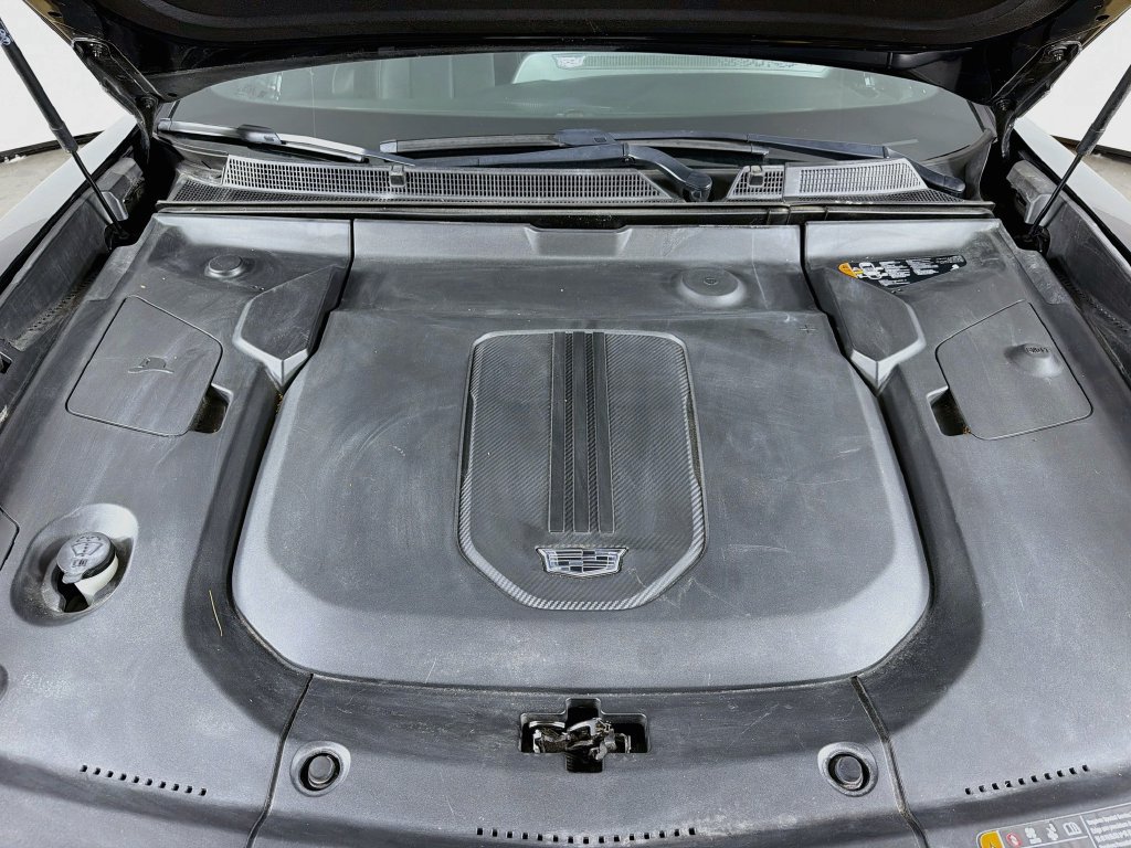 Used 2024 Cadillac Lyriq Luxury AWD/4WD image 29